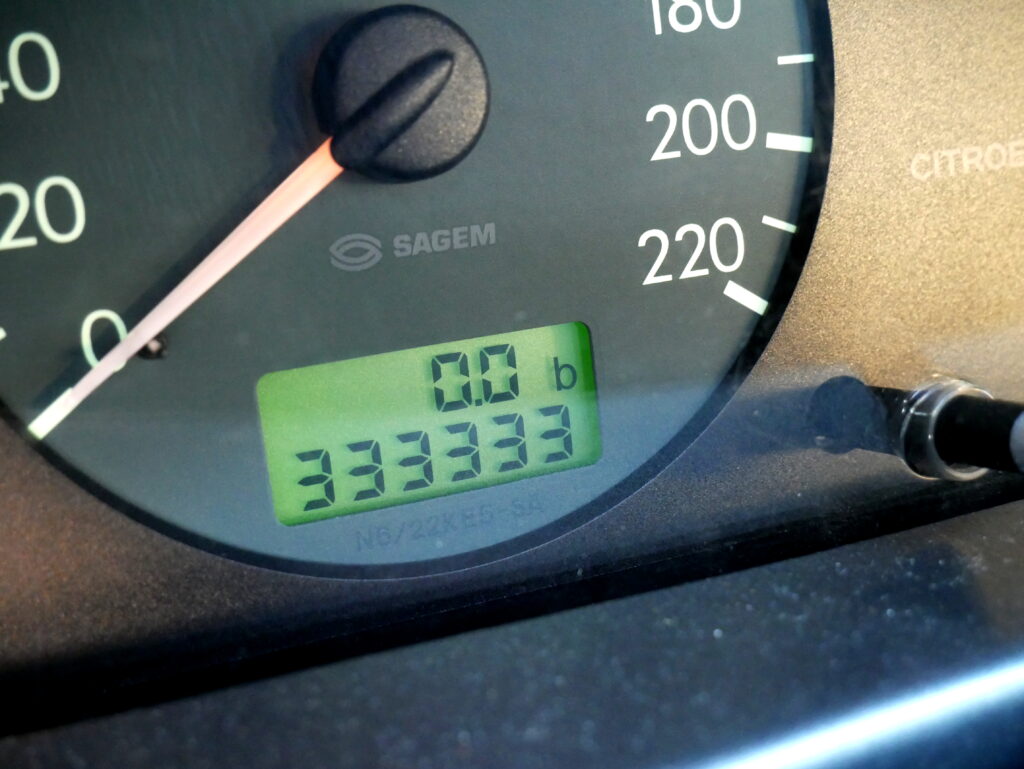 Electronic odometer